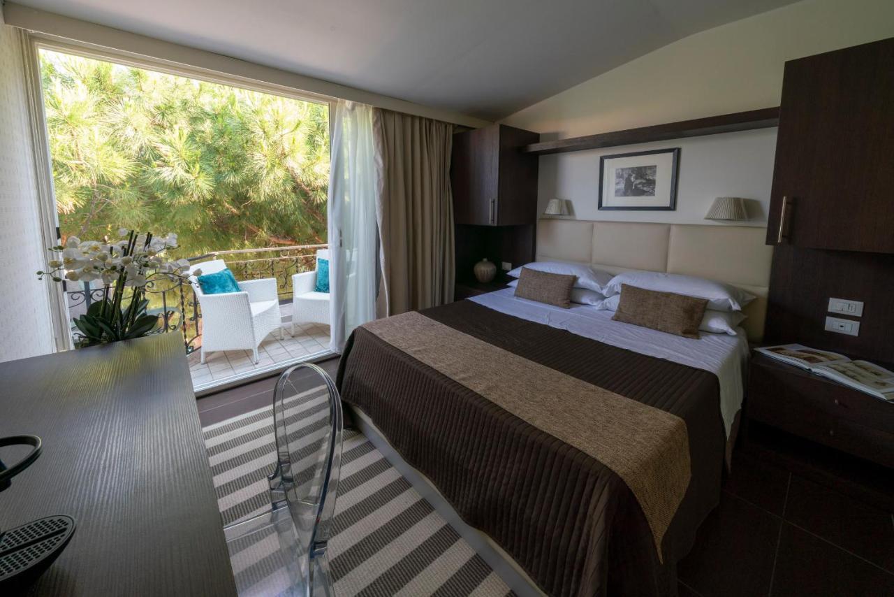 Mira Mare Sea Hotel Cervia Exterior photo