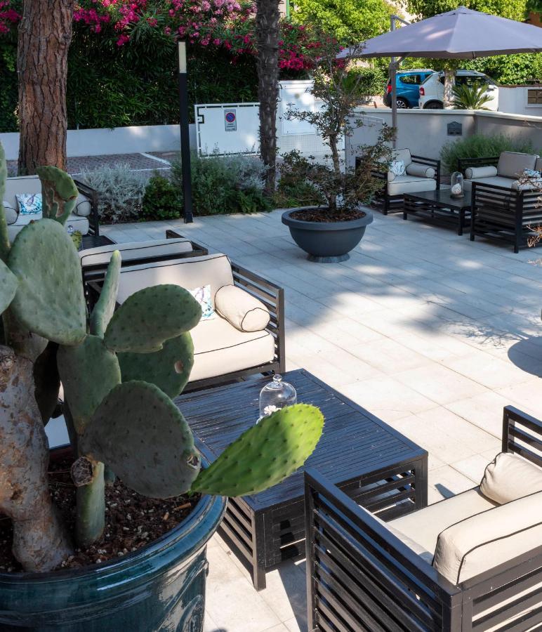 Mira Mare Sea Hotel Cervia Exterior photo